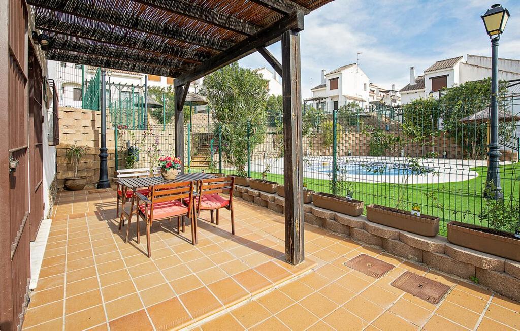 Suite En Sierramagna, Piscina Abierta El Ronquillo Exterior photo